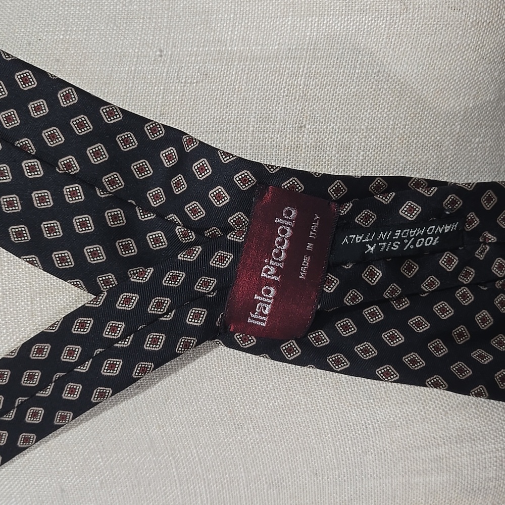 Italo Piccolo Made in Italy Black And Burgundy Tie Silk Tie